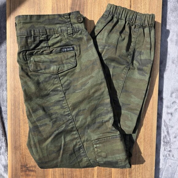 Sanctuary Camo Cargo Pants Women’s Size 27 – NWT - Picture 3 of 6